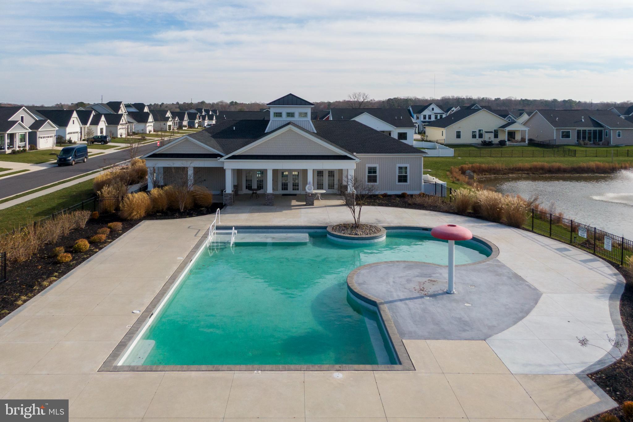 OCEAN MEADOWS - Residential