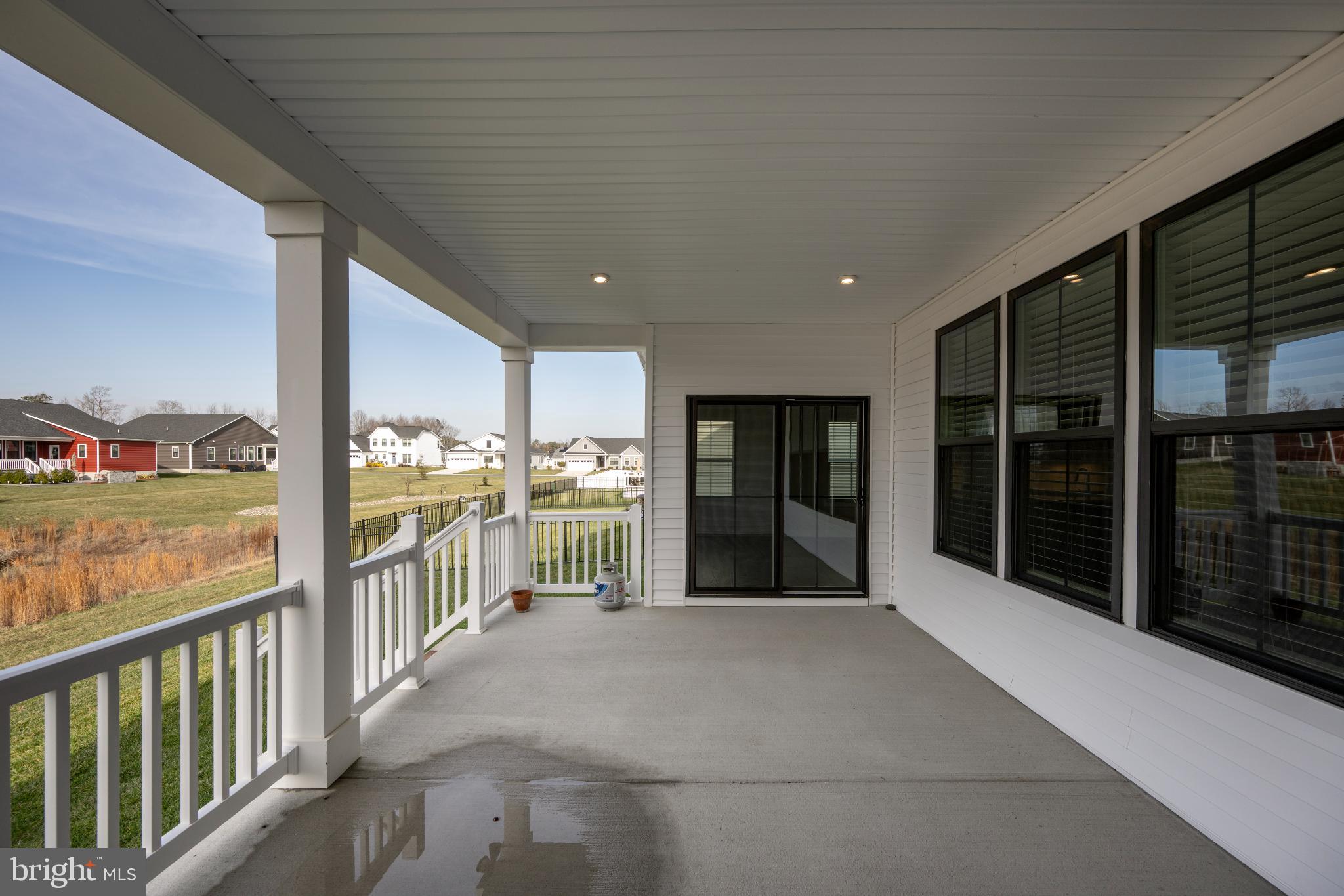 OCEAN MEADOWS - Residential