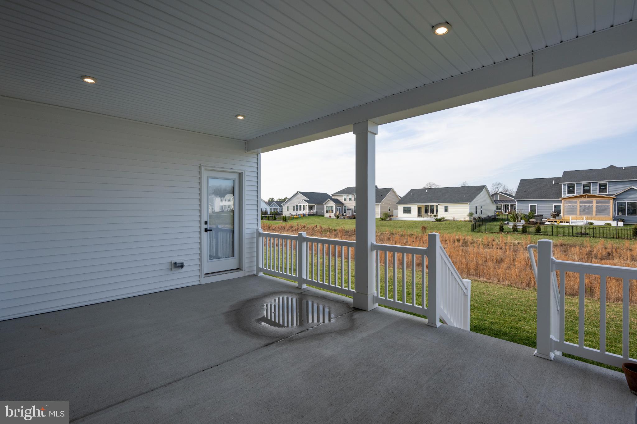 OCEAN MEADOWS - Residential