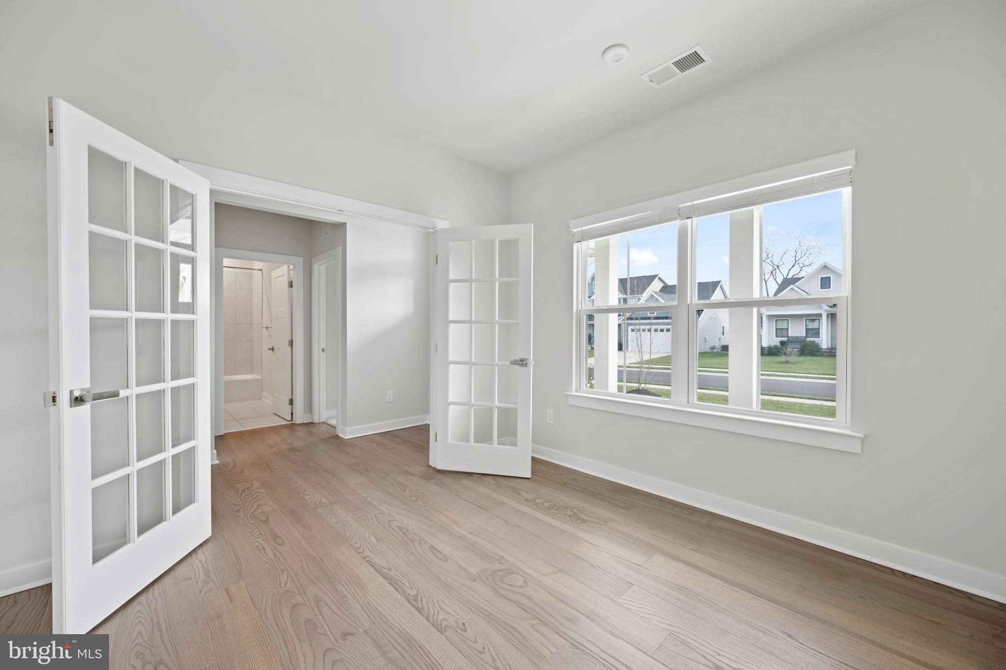 OCEAN MEADOWS - Residential