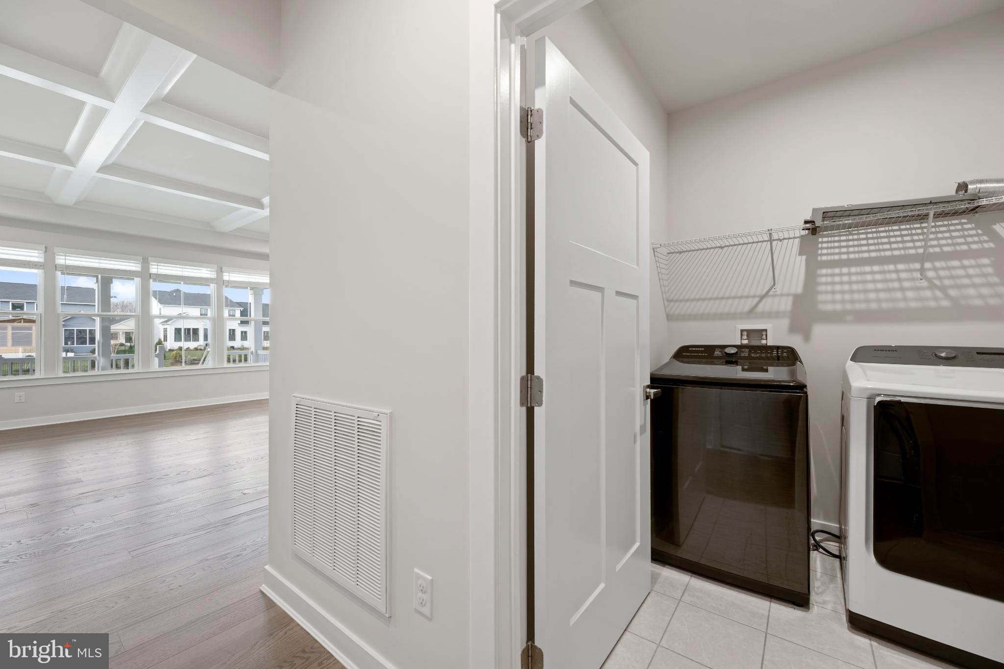 OCEAN MEADOWS - Residential