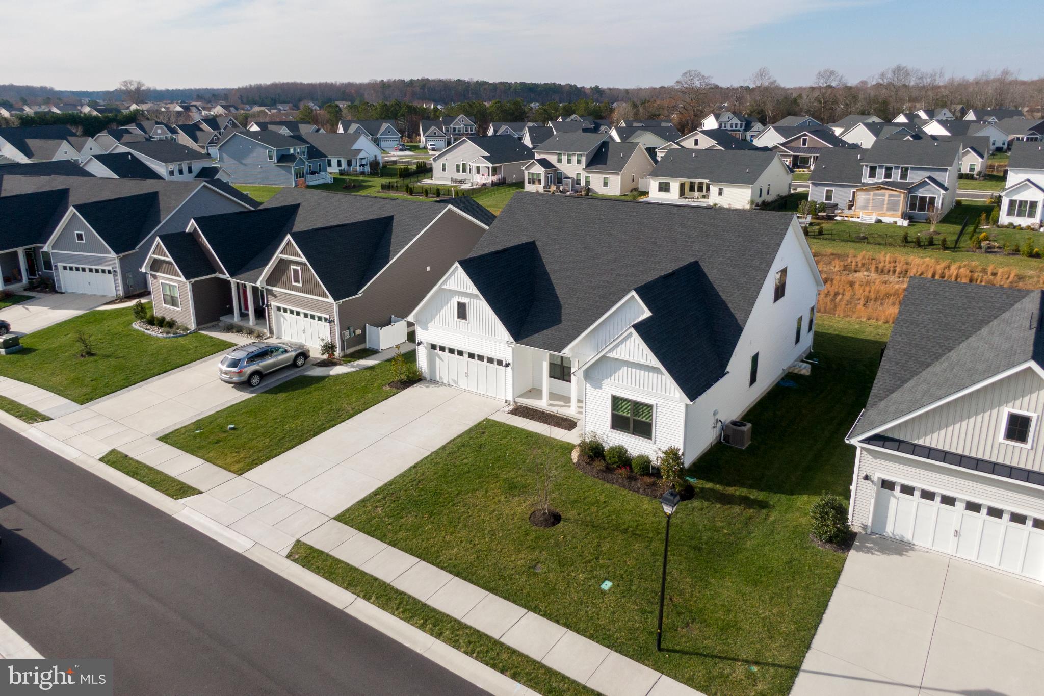 OCEAN MEADOWS - Residential