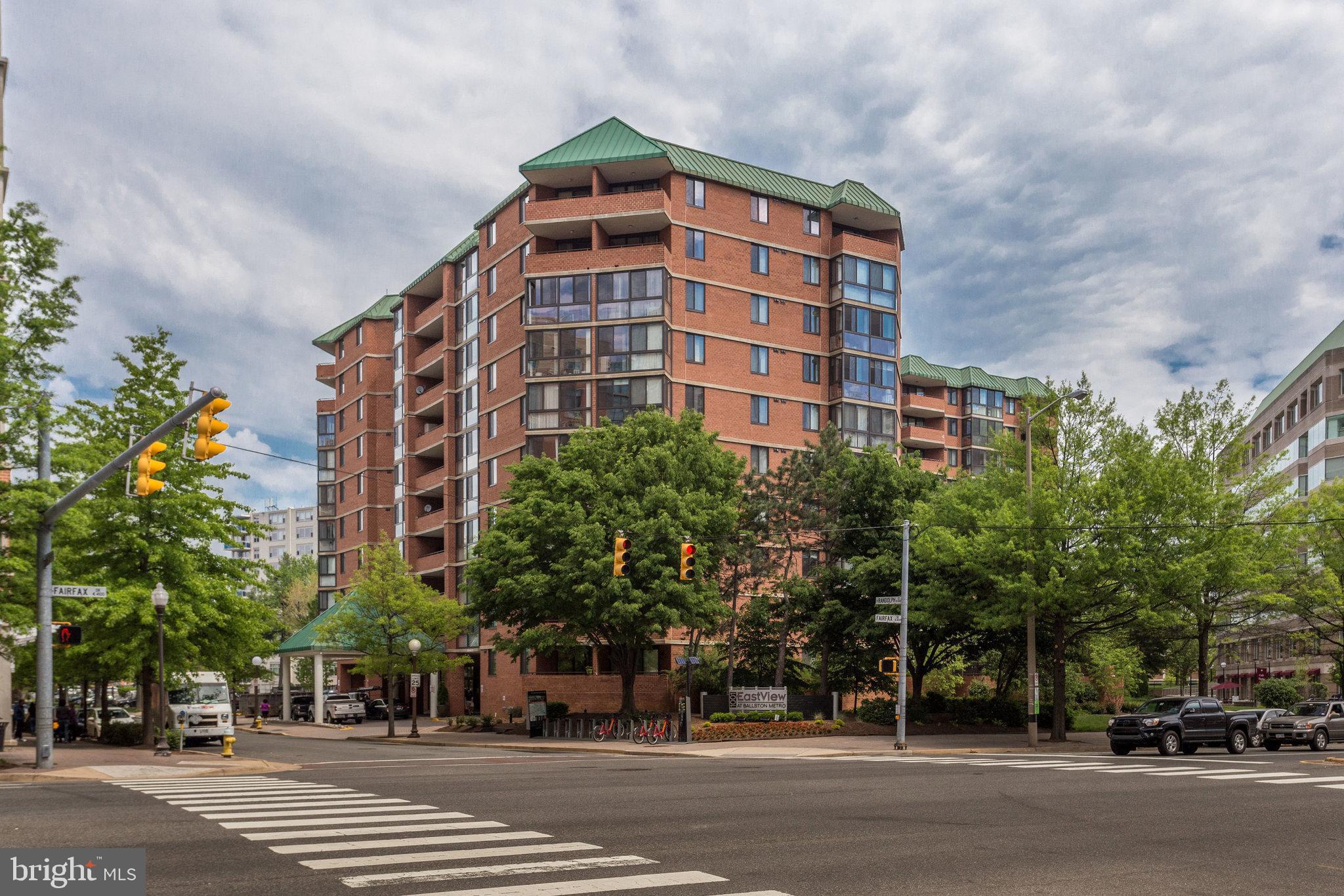 EASTVIEW AT BALLSTON METRO - Residential