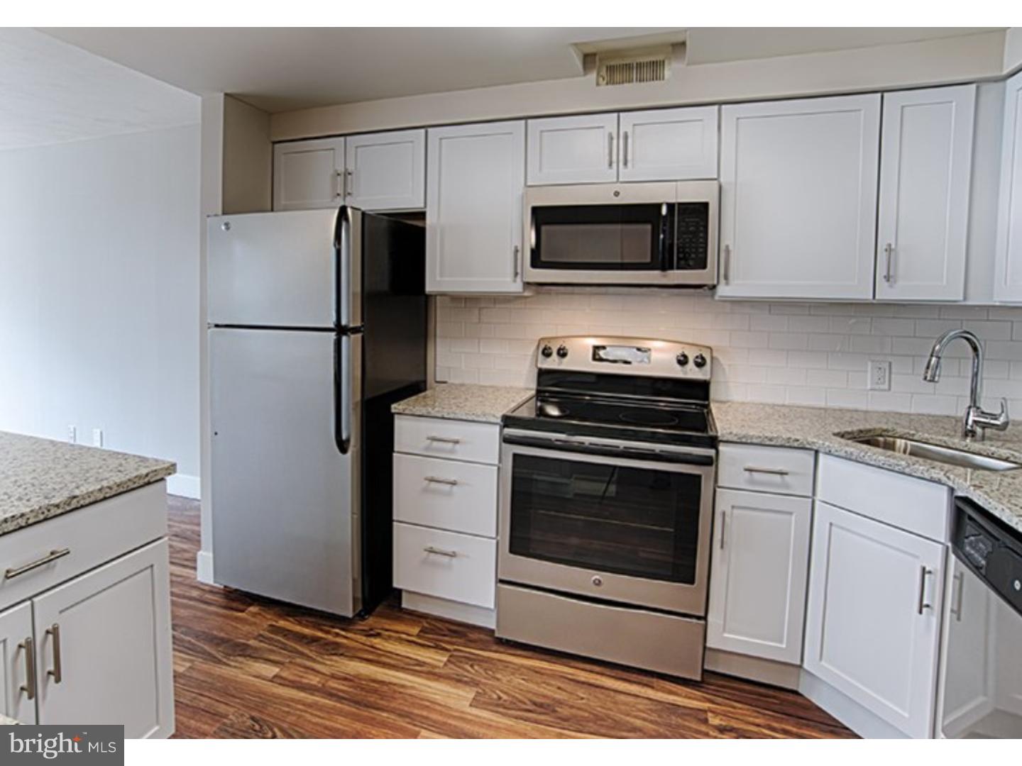 CENTER CITY - Residential Lease