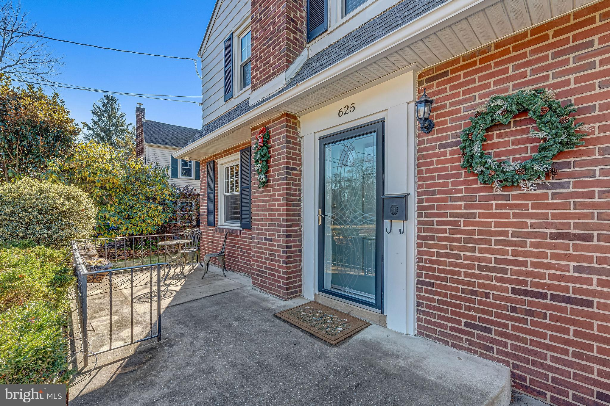 625 JEFFERSON AVENUE