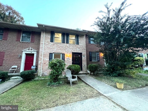 Townhouse For Rent - 255 Farrell Lane<br/> Fredericksburg City County, FREDERICKSBURG, VA 22401