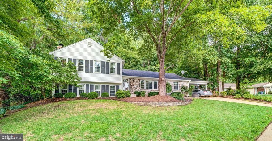 ****OFFER DEADLINE OF 28 AUG AT 8PM ****THE BEST LOCATION IN LAKERIDGE WITH NO HOA****Lovely 4 bed, 4 bath split level home in Lake Ridge with in-ground pool and the beautiful  Occoquan River just beyond your backyard! Enjoy the tranquility of living on a quiet cul de sac with plenty of parking and no HOA! Enter the main level where hardwoods and crown molding are on prevalent throughout.  Off the entryway, the eat-in kitchen features a Sub Zero fridge, Bosch dishwasher, wine fridge, wall oven, recessed lighting, and tons of cabinet space. The very large office or second family room / library is complete with full bath, built-ins, and exterior entrance and has the potential to be a second primary suite; perfect for multi-generational living! The open concept dining/living room combo has access to your fully fenced backyard oasis. Step down to a spacious, light-filled den with hardwood floors, crown molding, and a brick-surround wood burning fireplace. A bedroom, full bathroom, and laundry are just down the hall. Upstairs, the primary suite features a large walk-in closet, spacious attached seating area, and ensuite bathroom with tile shower. Two additional bedrooms and full bathroom complete the upper level. The fully finished basement has a large recreation room with plenty of built in storage, as well as a bonus room with a large custom closet. Enjoy nature in your backyard surrounded by mature trees with low maintenance trex deck, well maintained landscaping and hardscaping, and large in-ground pool. Newer roof. Just 5 minutes from I-95, 10 minutes from the VRE, and plenty of shopping, dining, and recreation nearby.
