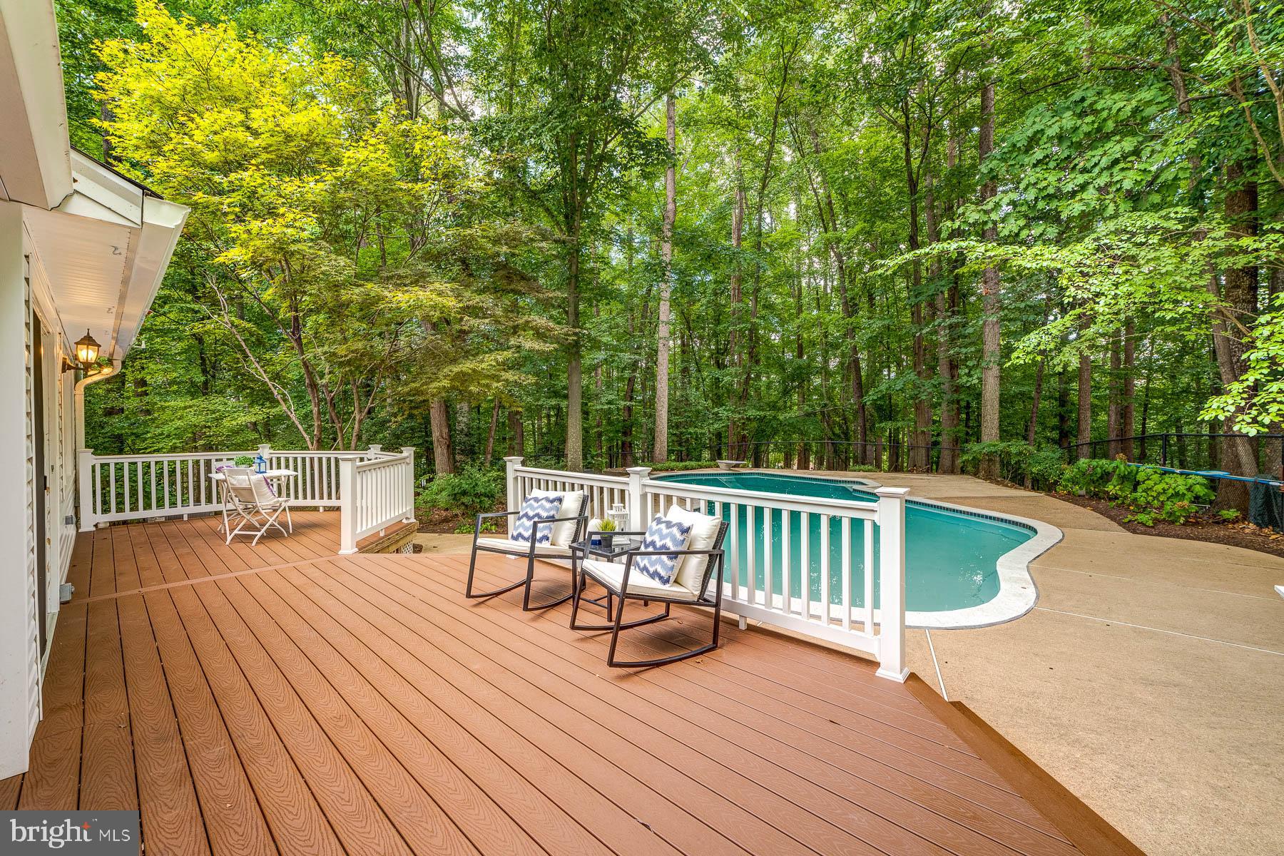 LAKE RIDGE - Residential