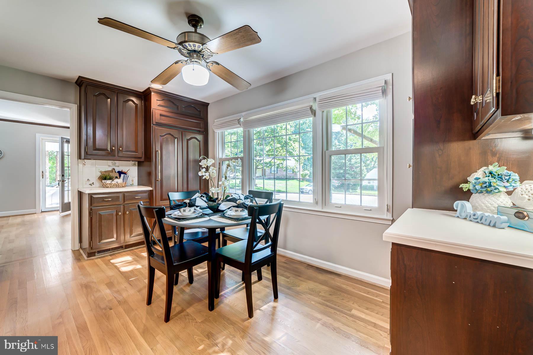 LAKE RIDGE - Residential