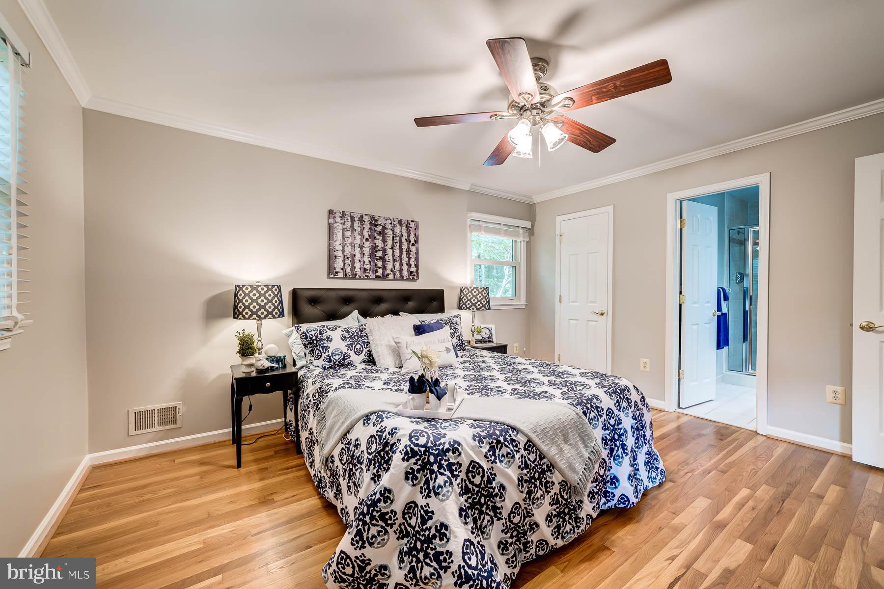 LAKE RIDGE - Residential