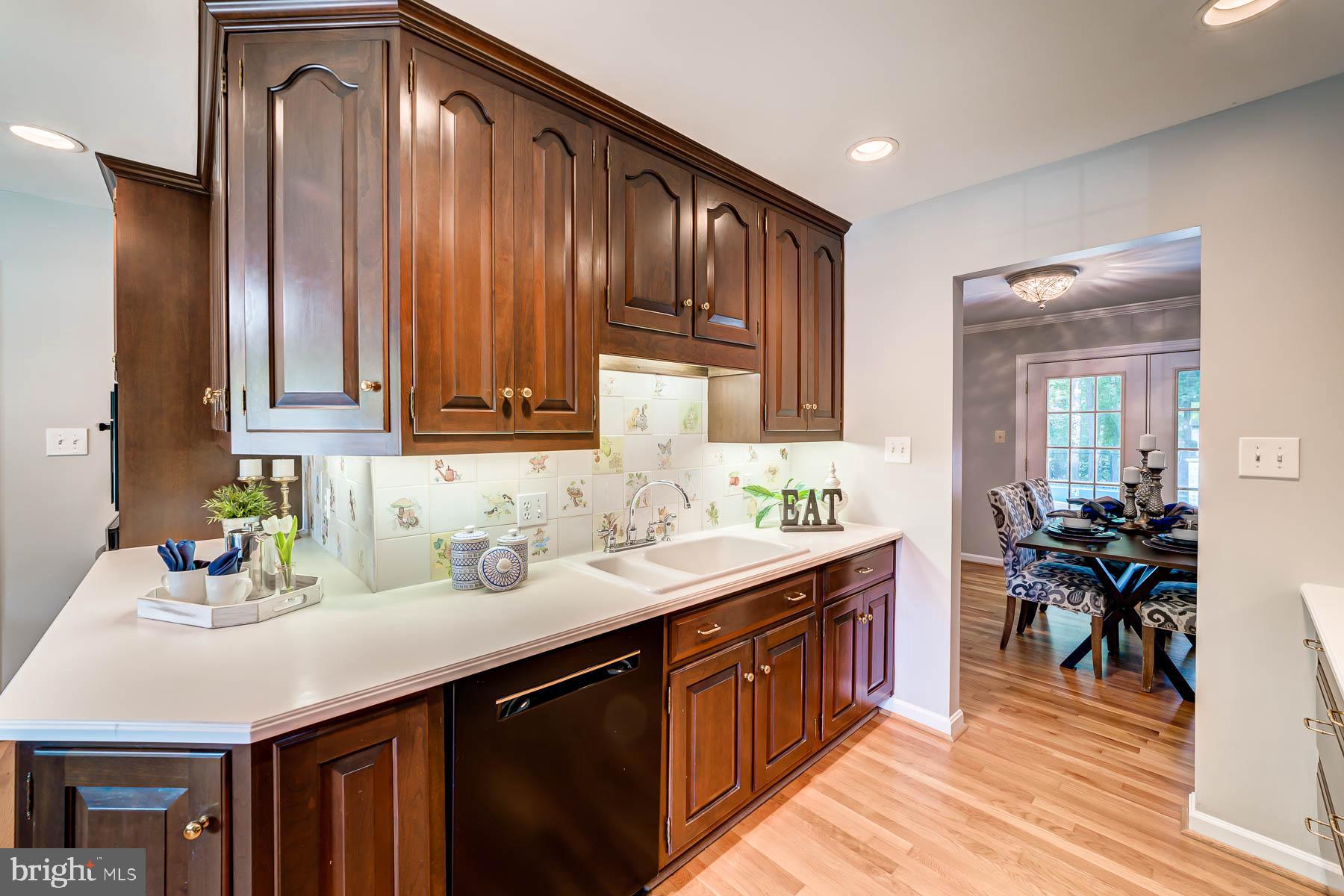 LAKE RIDGE - Residential