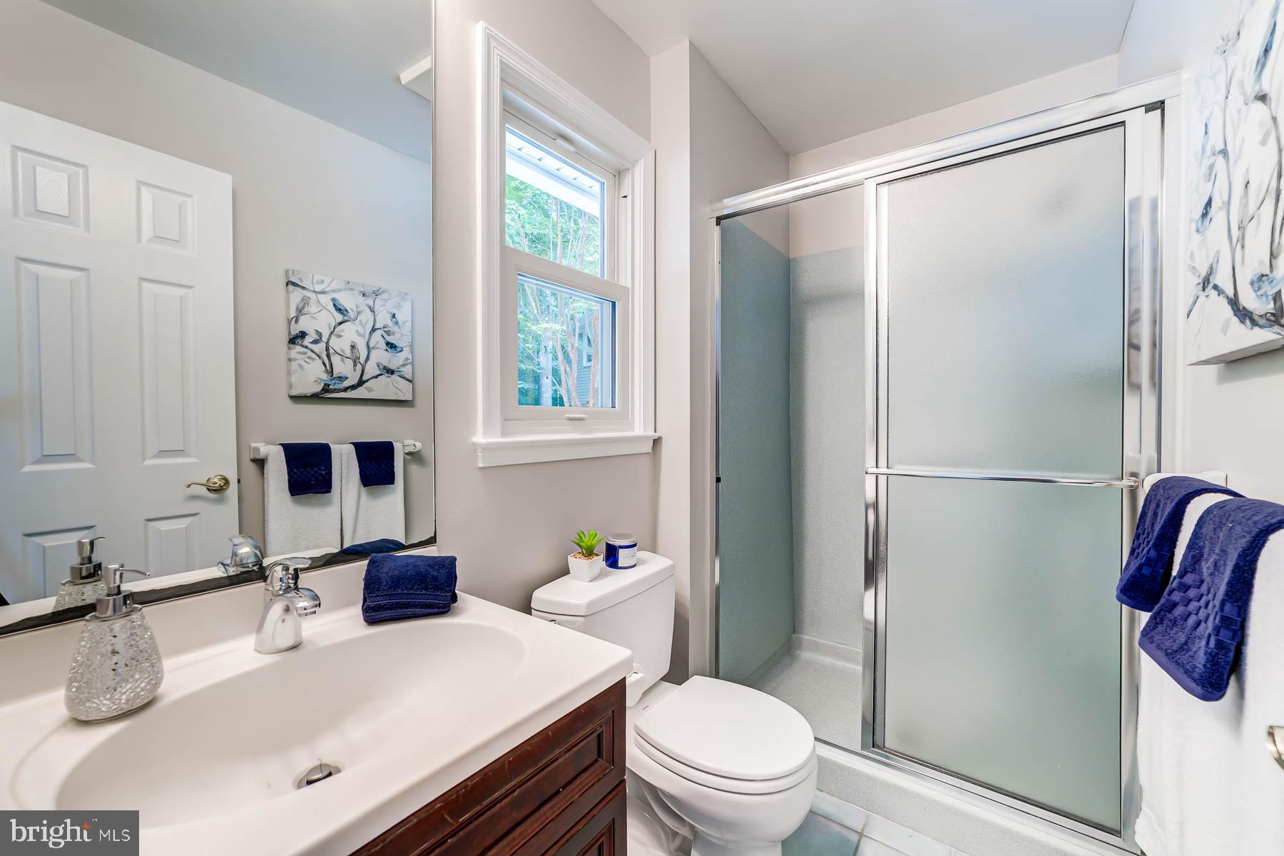 LAKE RIDGE - Residential