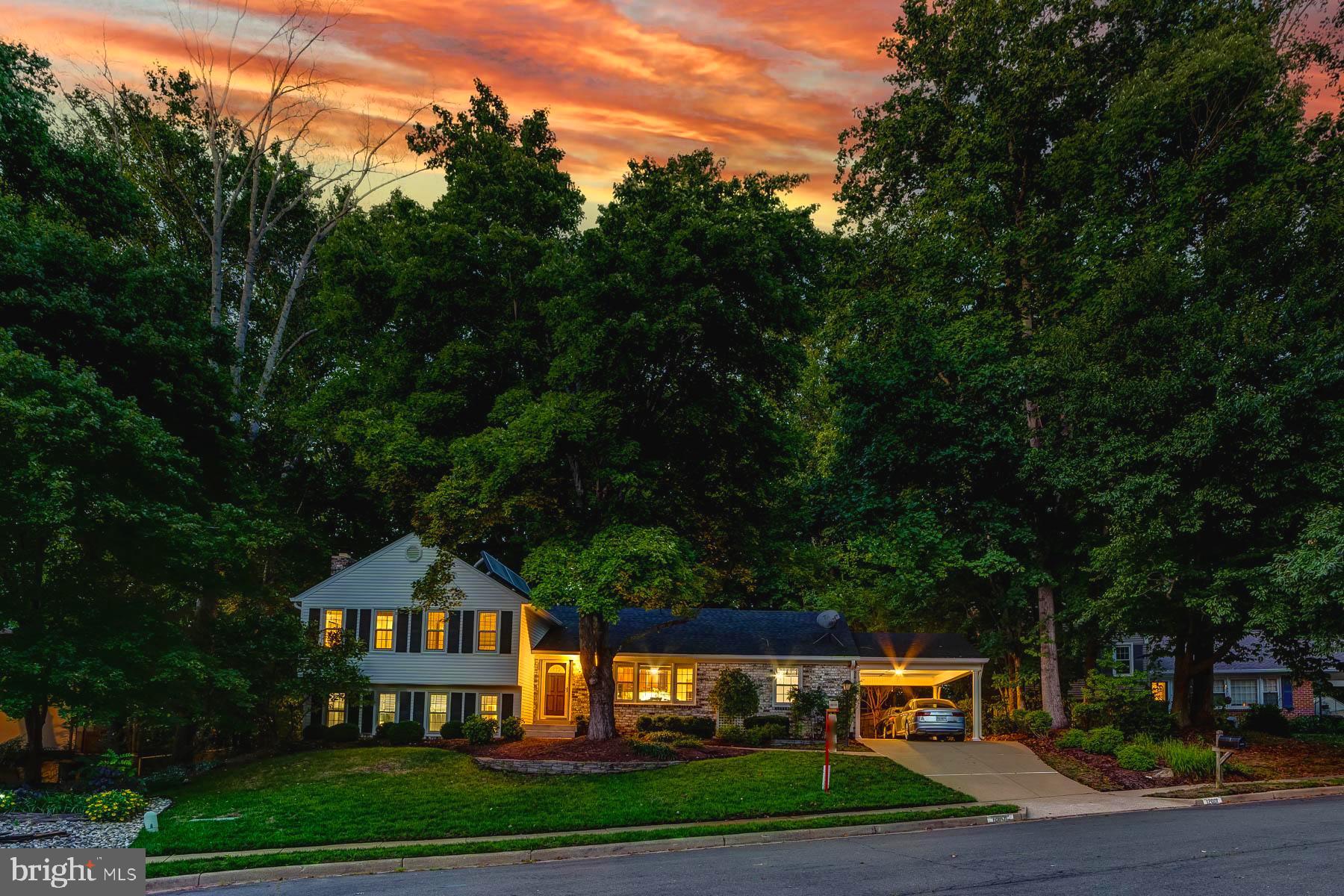 LAKE RIDGE - Residential