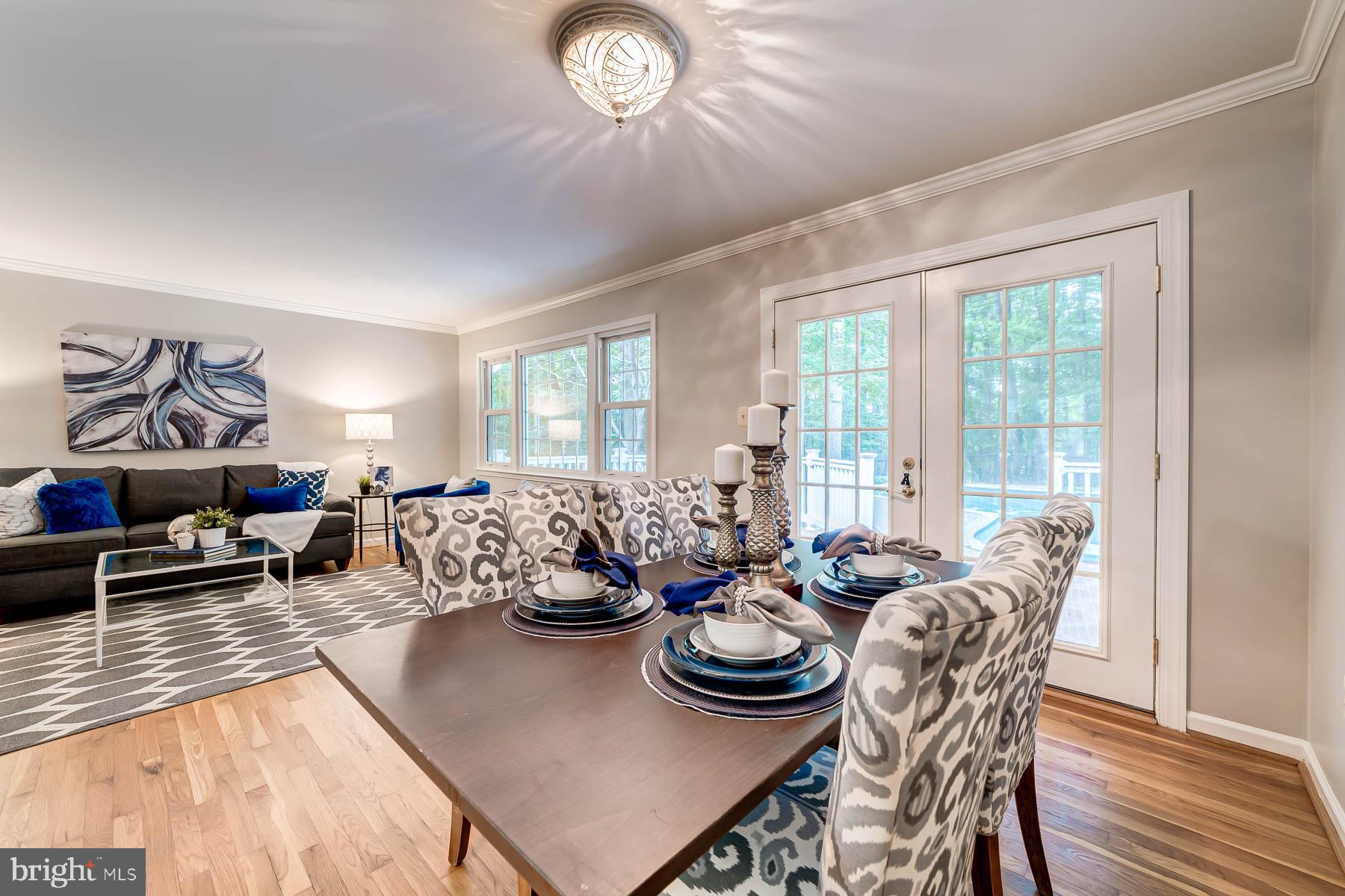 LAKE RIDGE - Residential