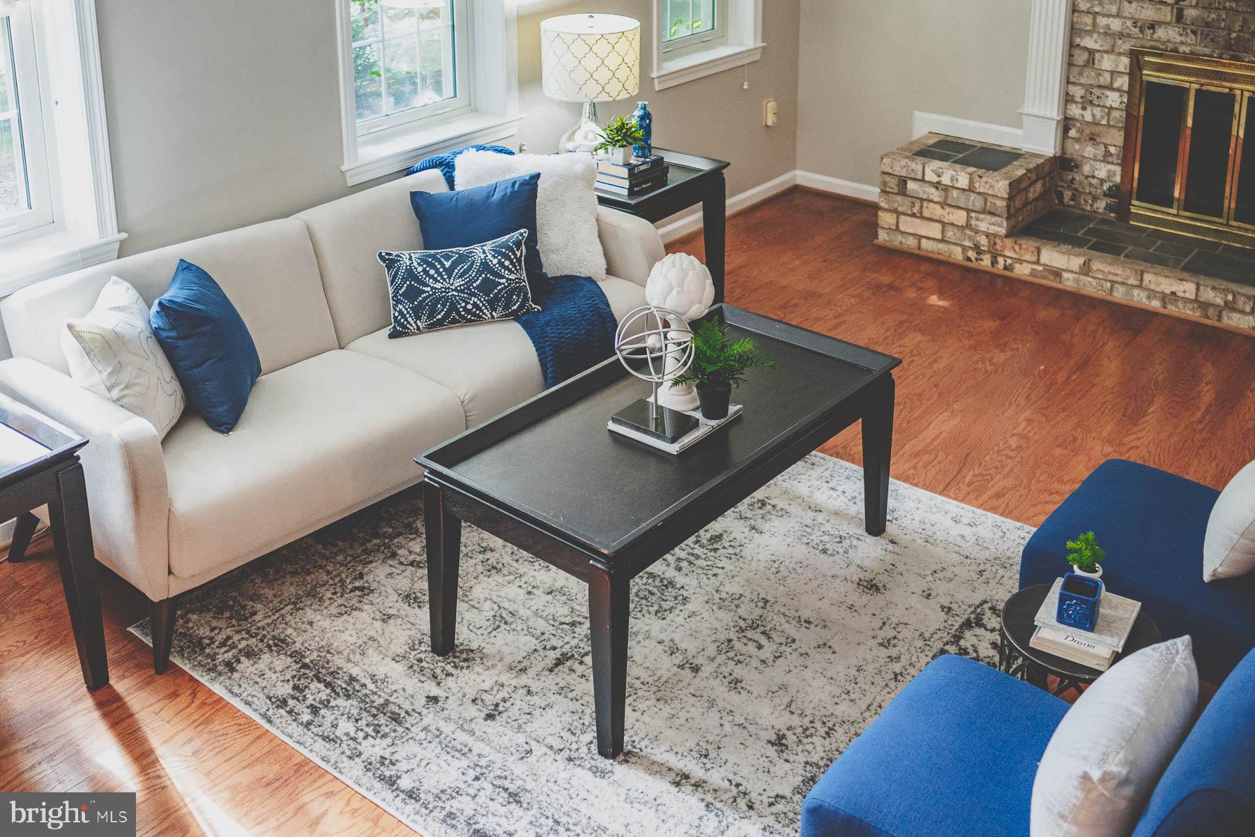 LAKE RIDGE - Residential