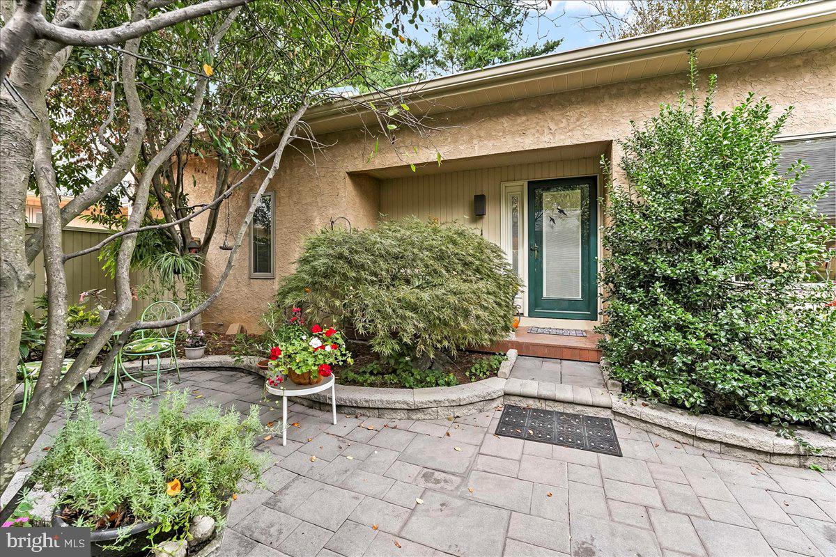 TOFT WOODS - Residential