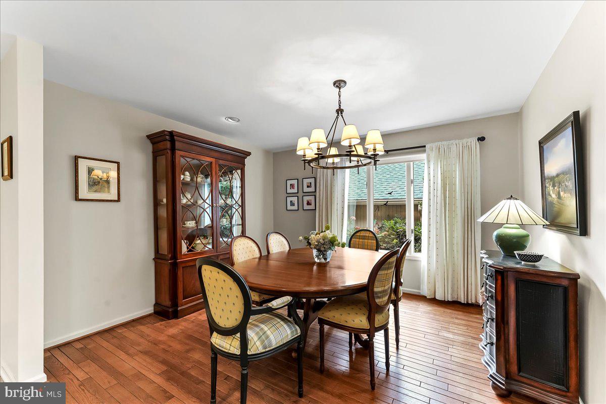 TOFT WOODS - Residential