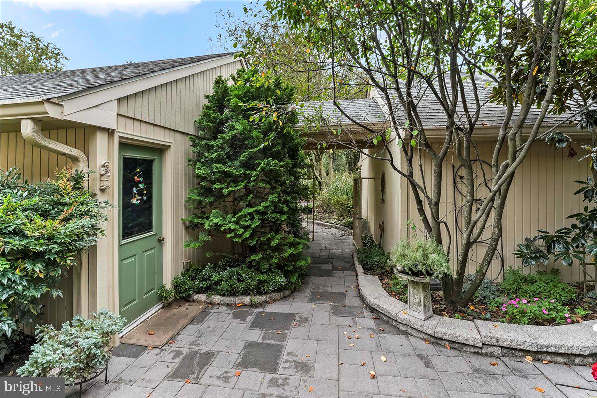 TOFT WOODS - Residential