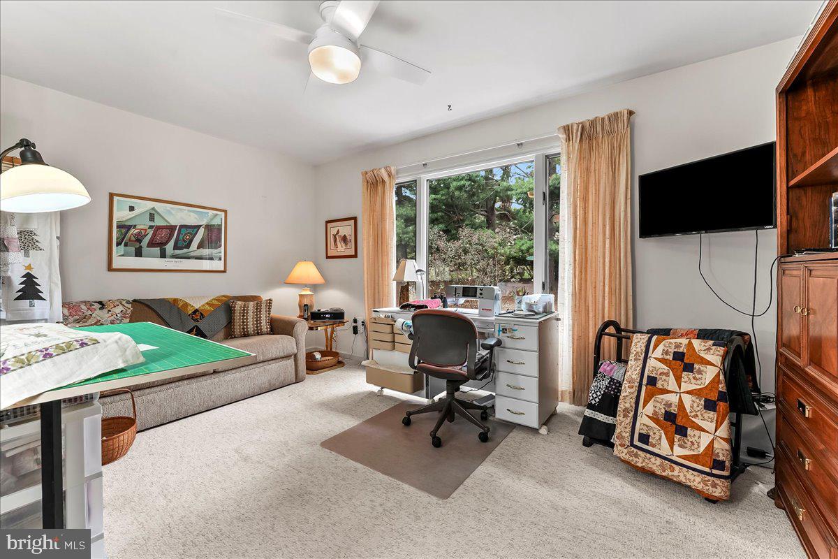 TOFT WOODS - Residential