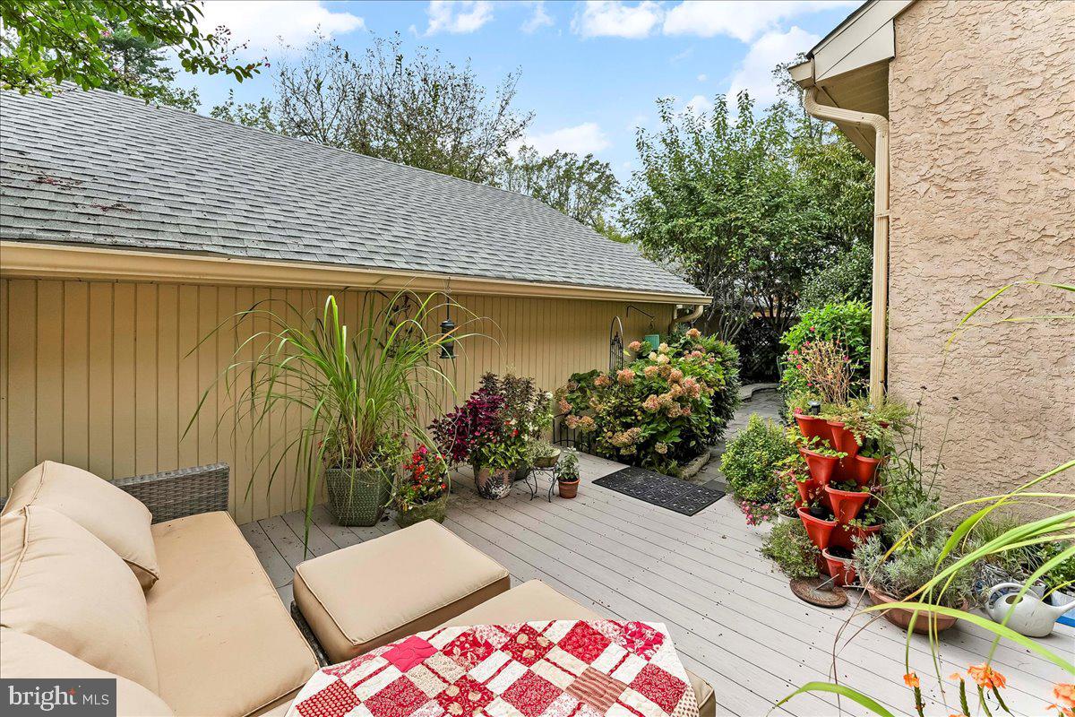 TOFT WOODS - Residential