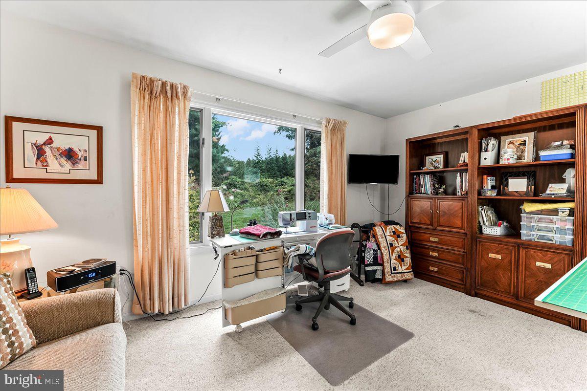 TOFT WOODS - Residential