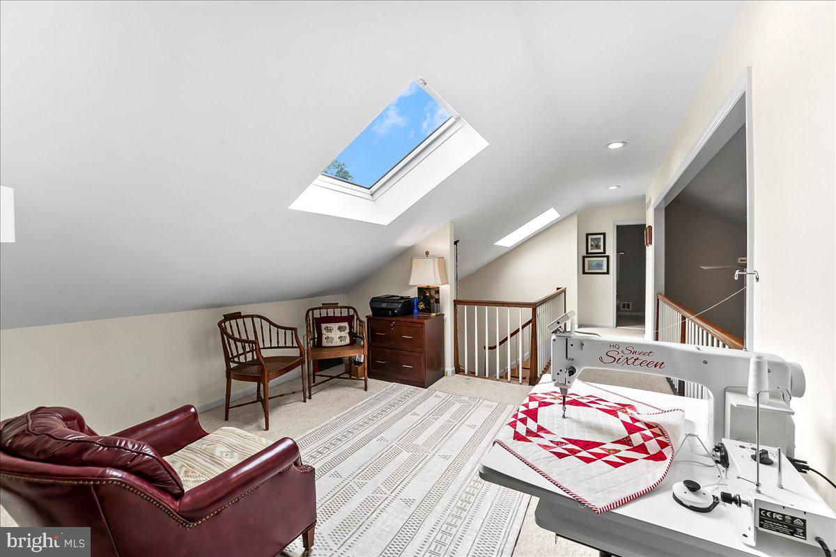 TOFT WOODS - Residential