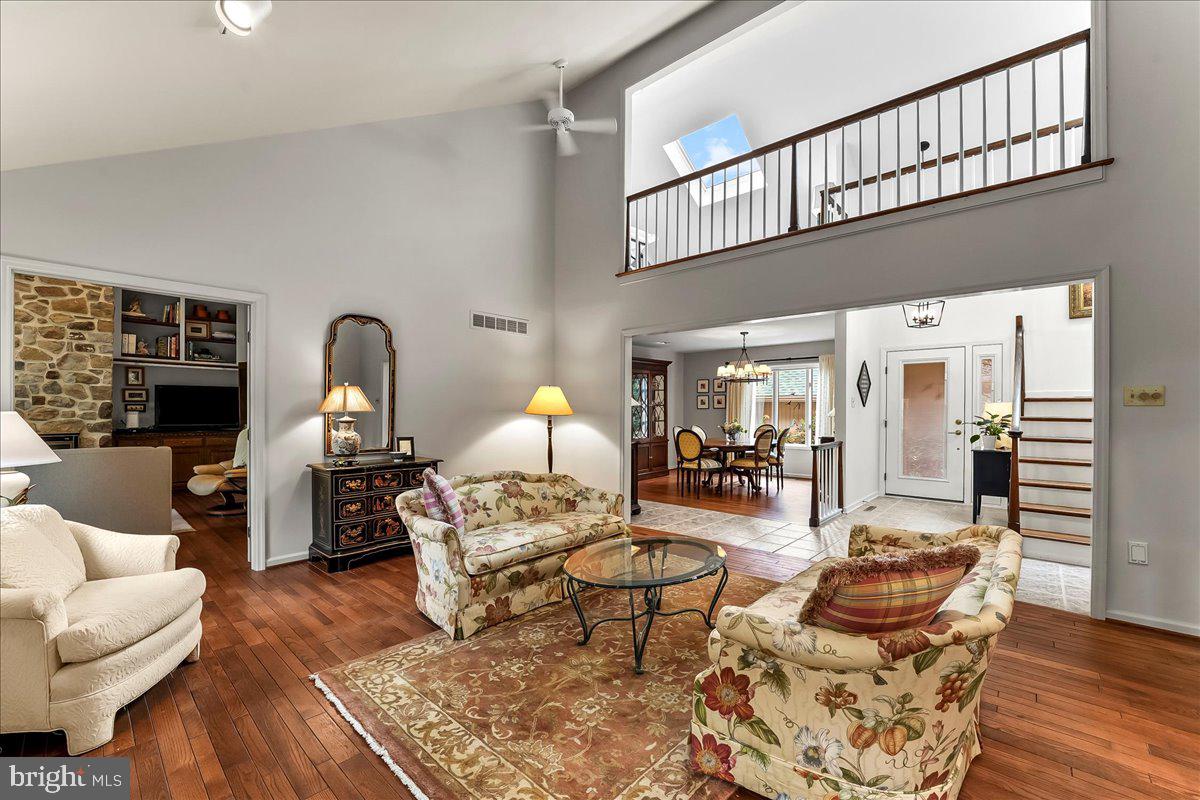 TOFT WOODS - Residential