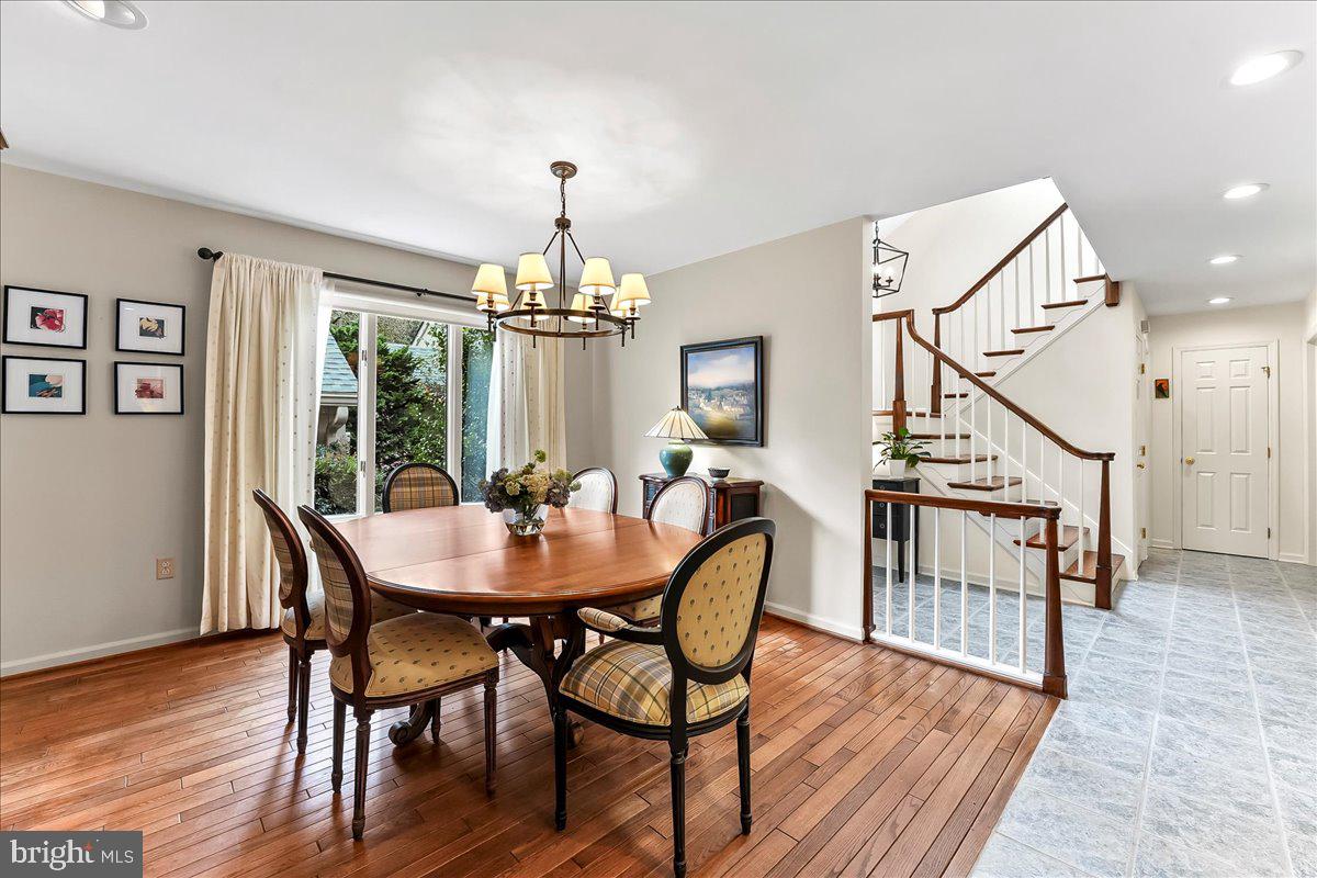 TOFT WOODS - Residential