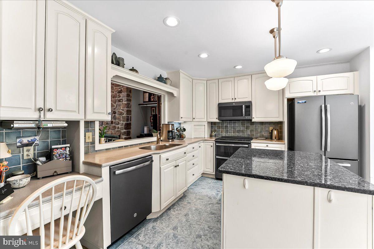 TOFT WOODS - Residential