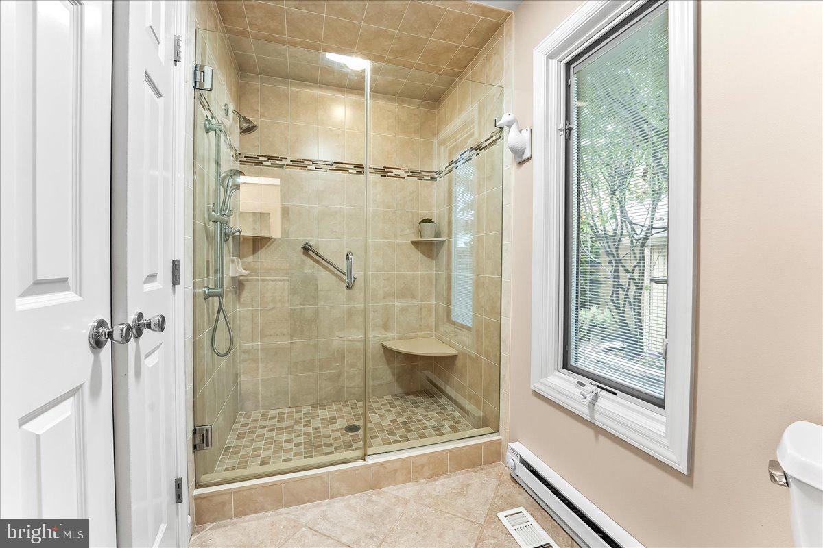 TOFT WOODS - Residential