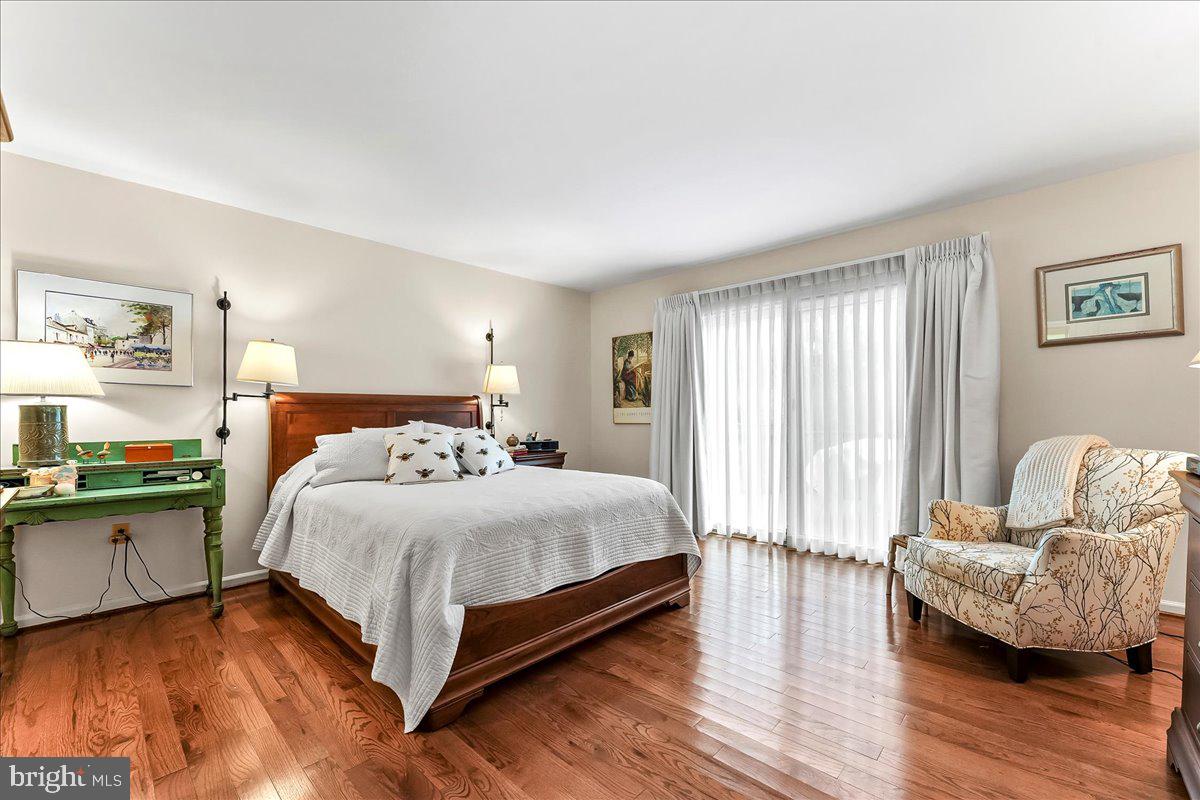 TOFT WOODS - Residential