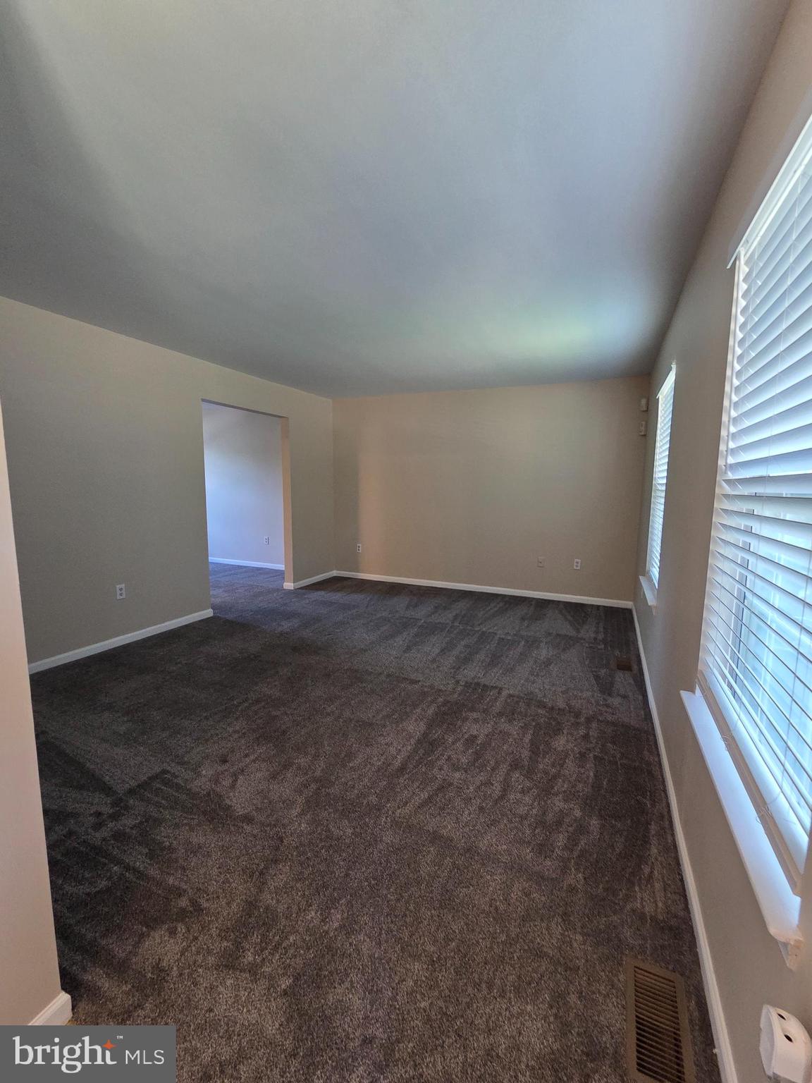 WILLOW HILLS 01 - Residential