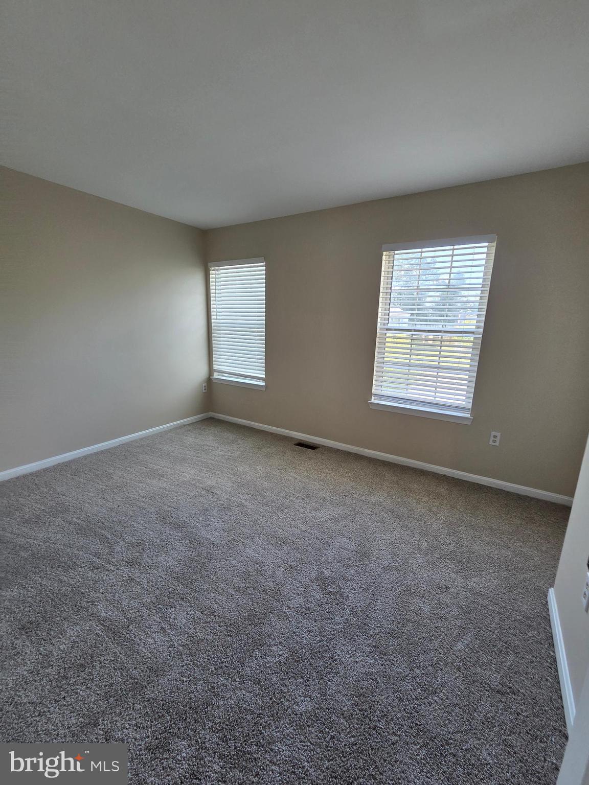 WILLOW HILLS 01 - Residential