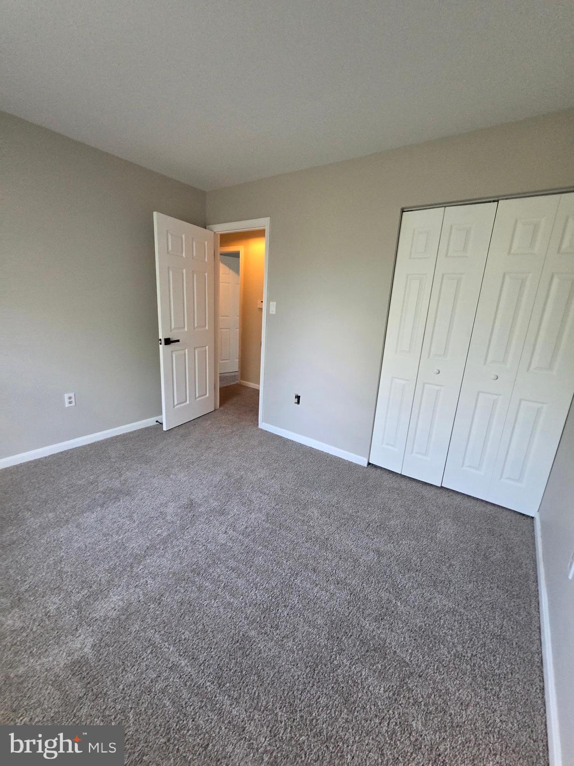 WILLOW HILLS 01 - Residential