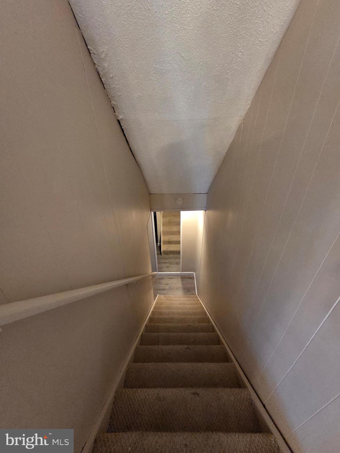 WILLOW HILLS 01 - Residential