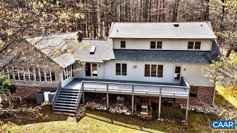 Homes For Sale - 472 Horseshoe Mountain Rd Rd<br/> Nelson County, ROSELAND, VA 22967
