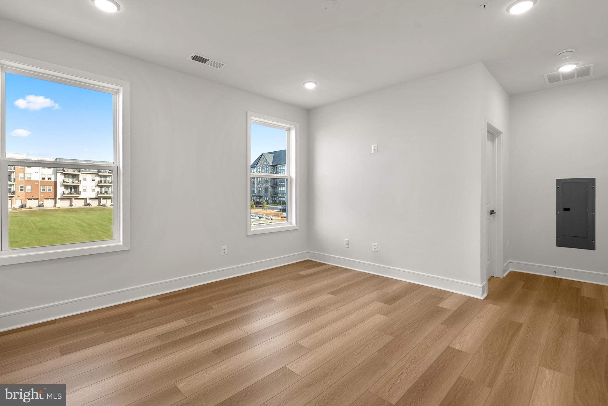 BIRCHWOOD AT BRAMBLETON - Residential