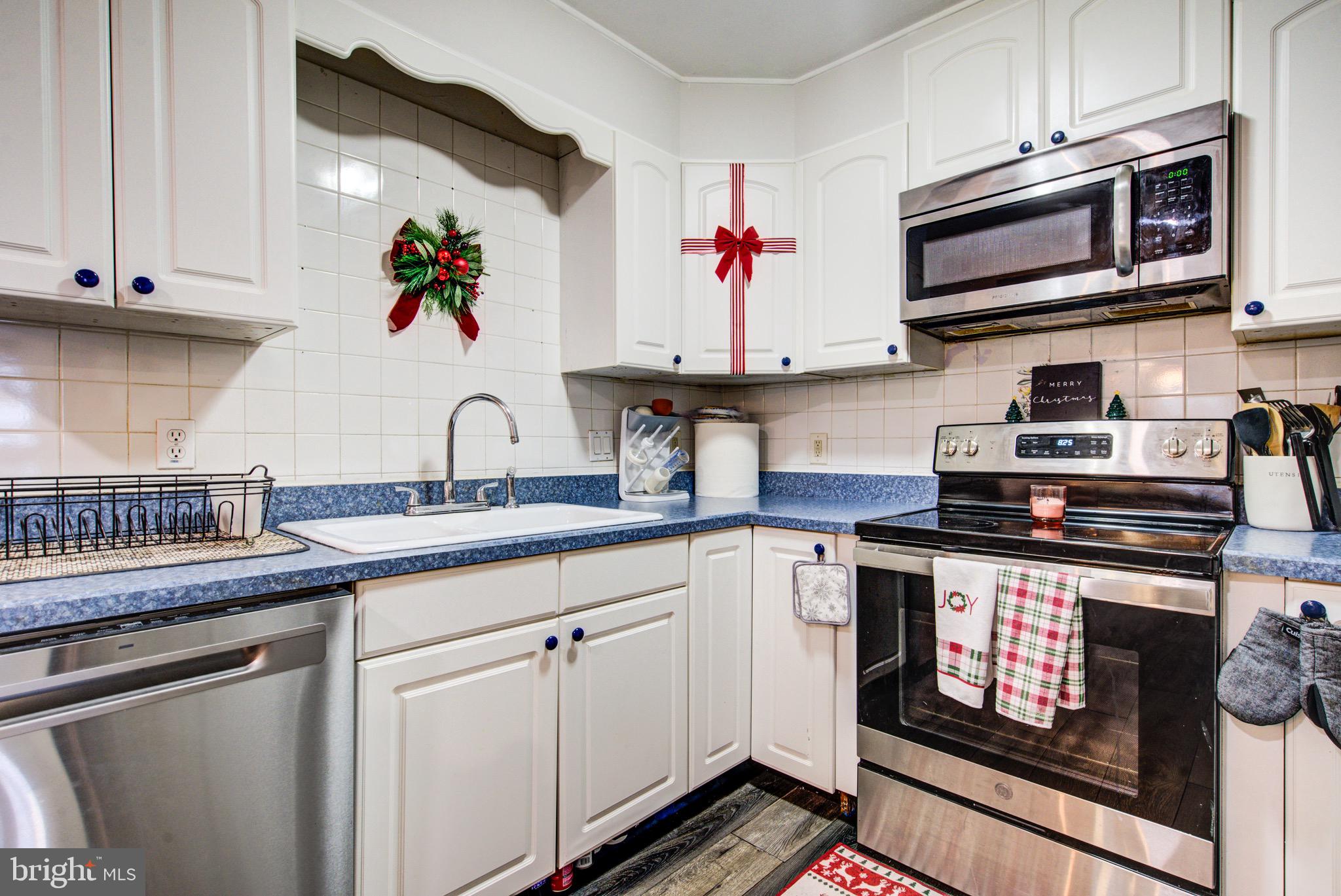 INDIAN CREEK - Residential