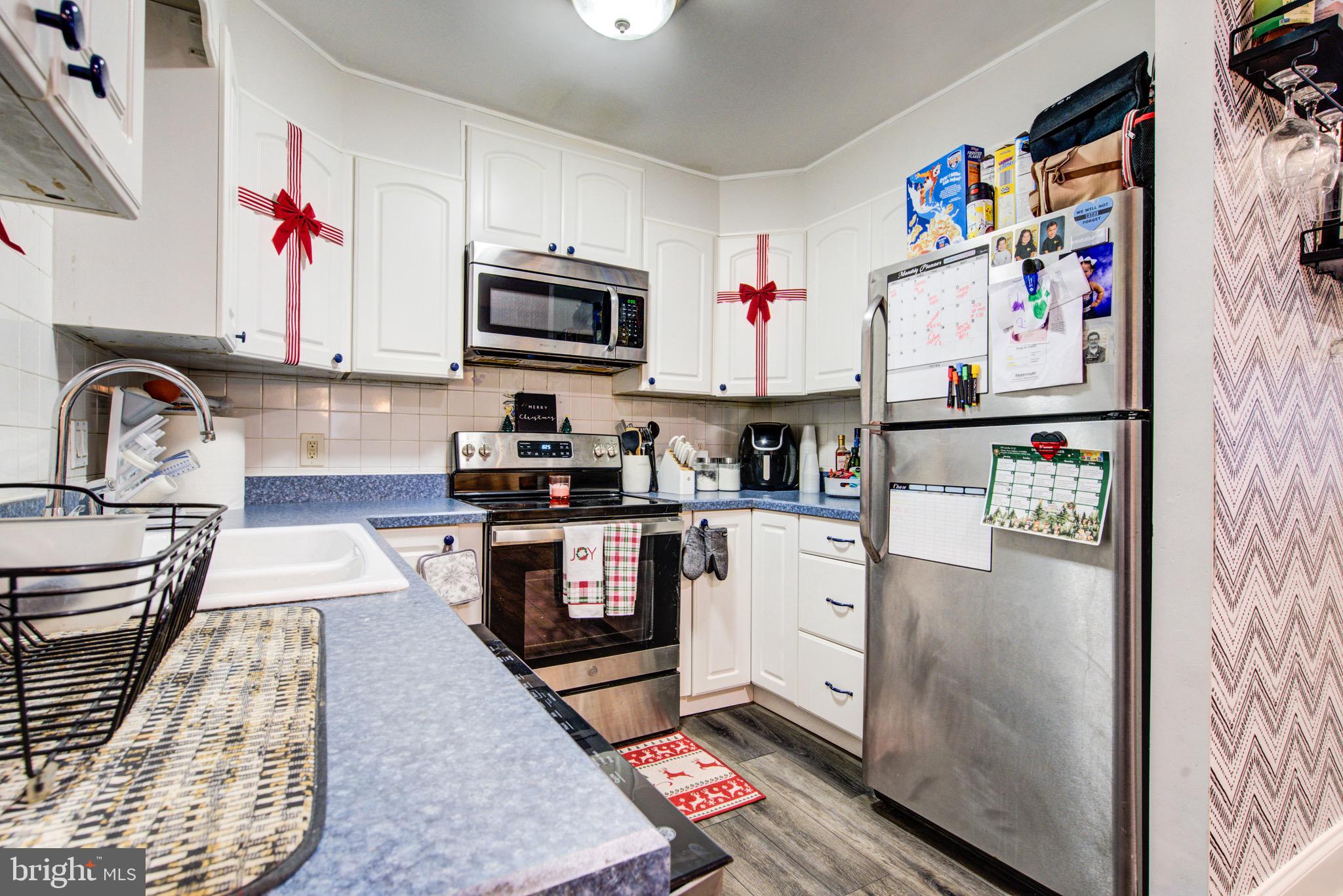 INDIAN CREEK - Residential