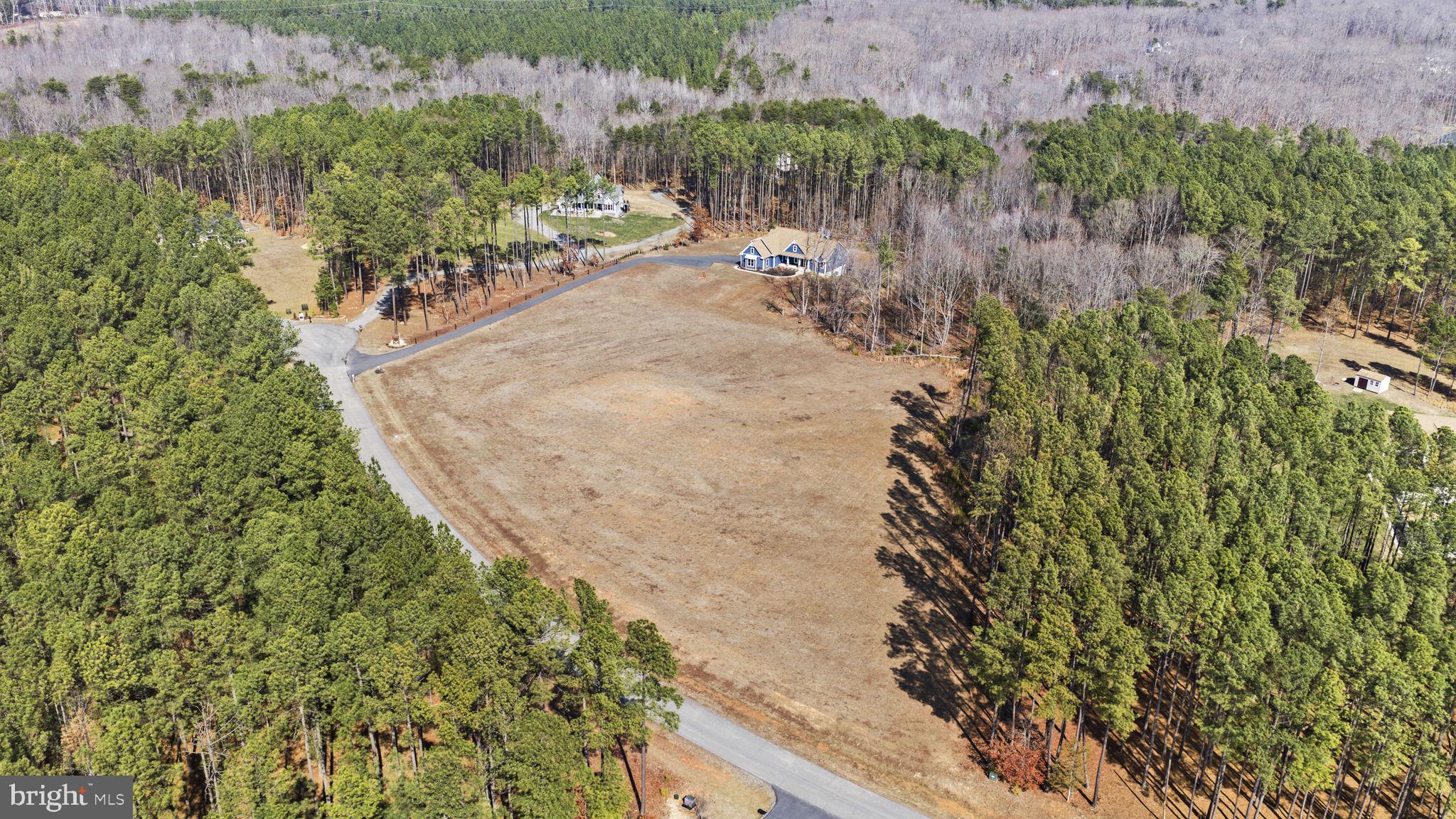 THE WATERS AT LAKE ANNA - Residential