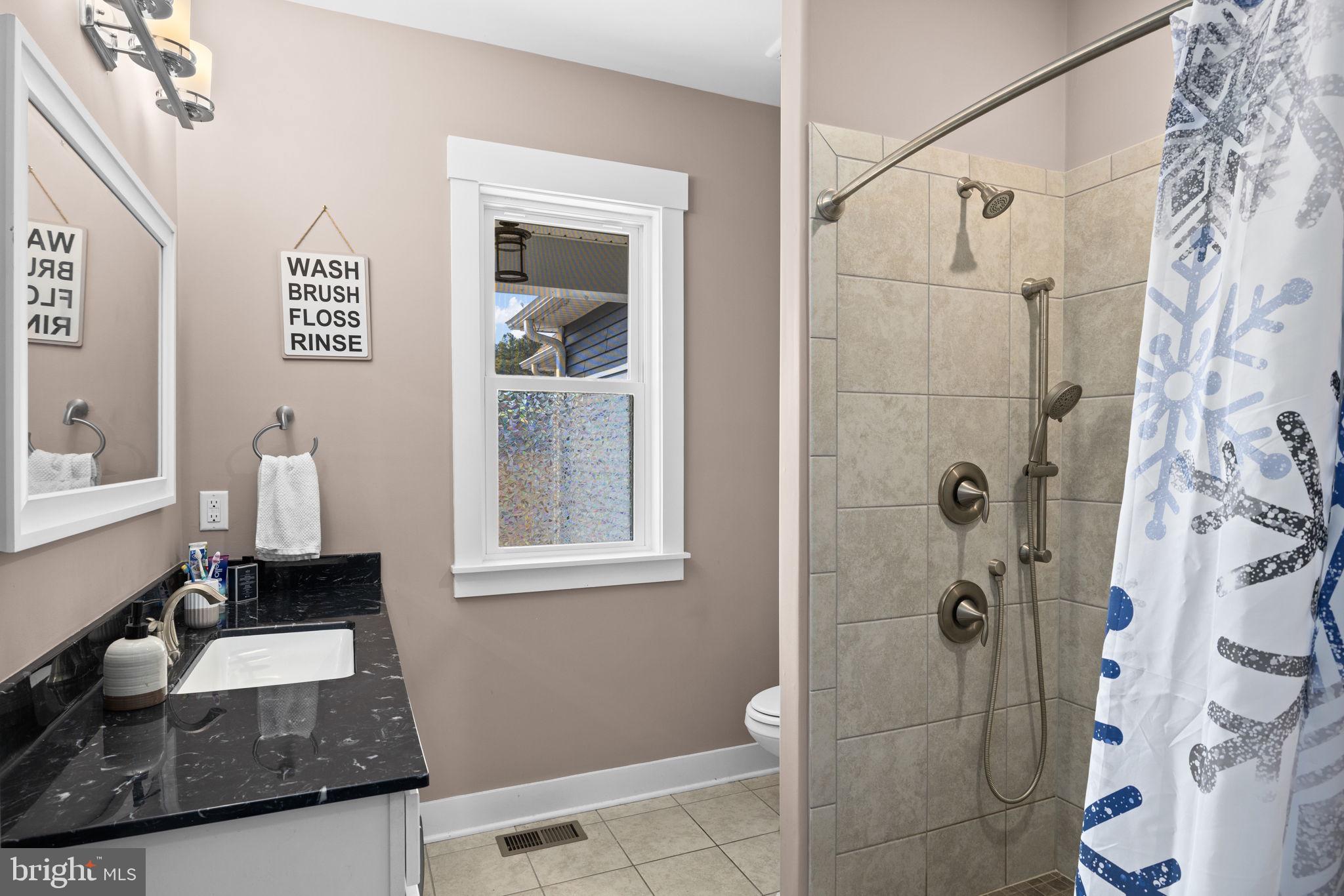 THE WATERS AT LAKE ANNA - Residential