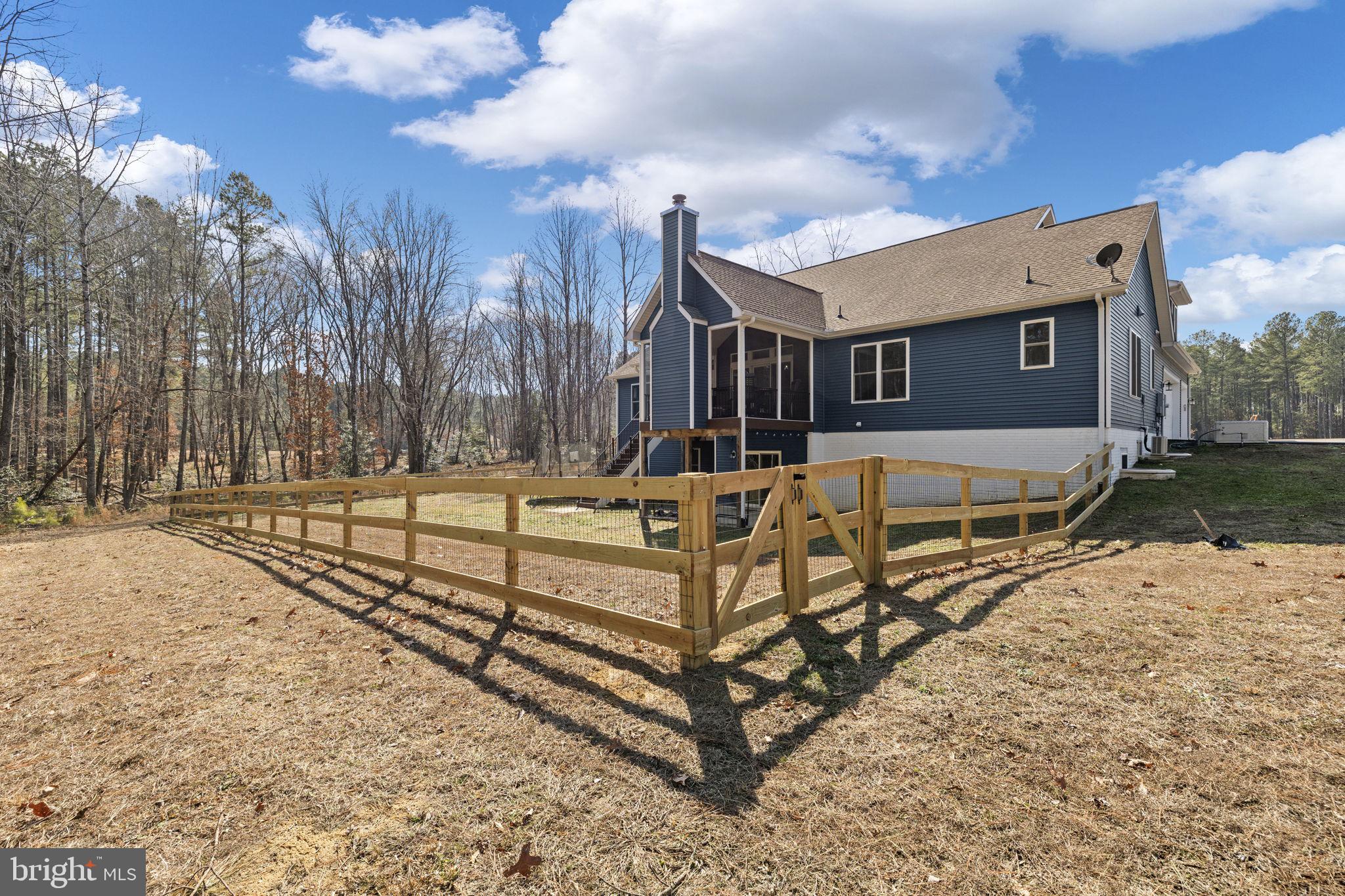 THE WATERS AT LAKE ANNA - Residential