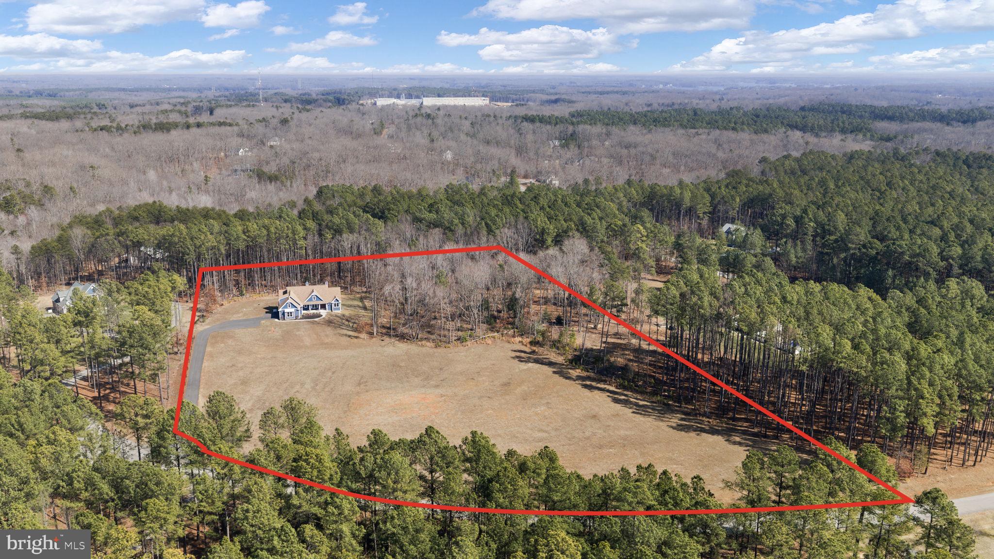 THE WATERS AT LAKE ANNA - Residential