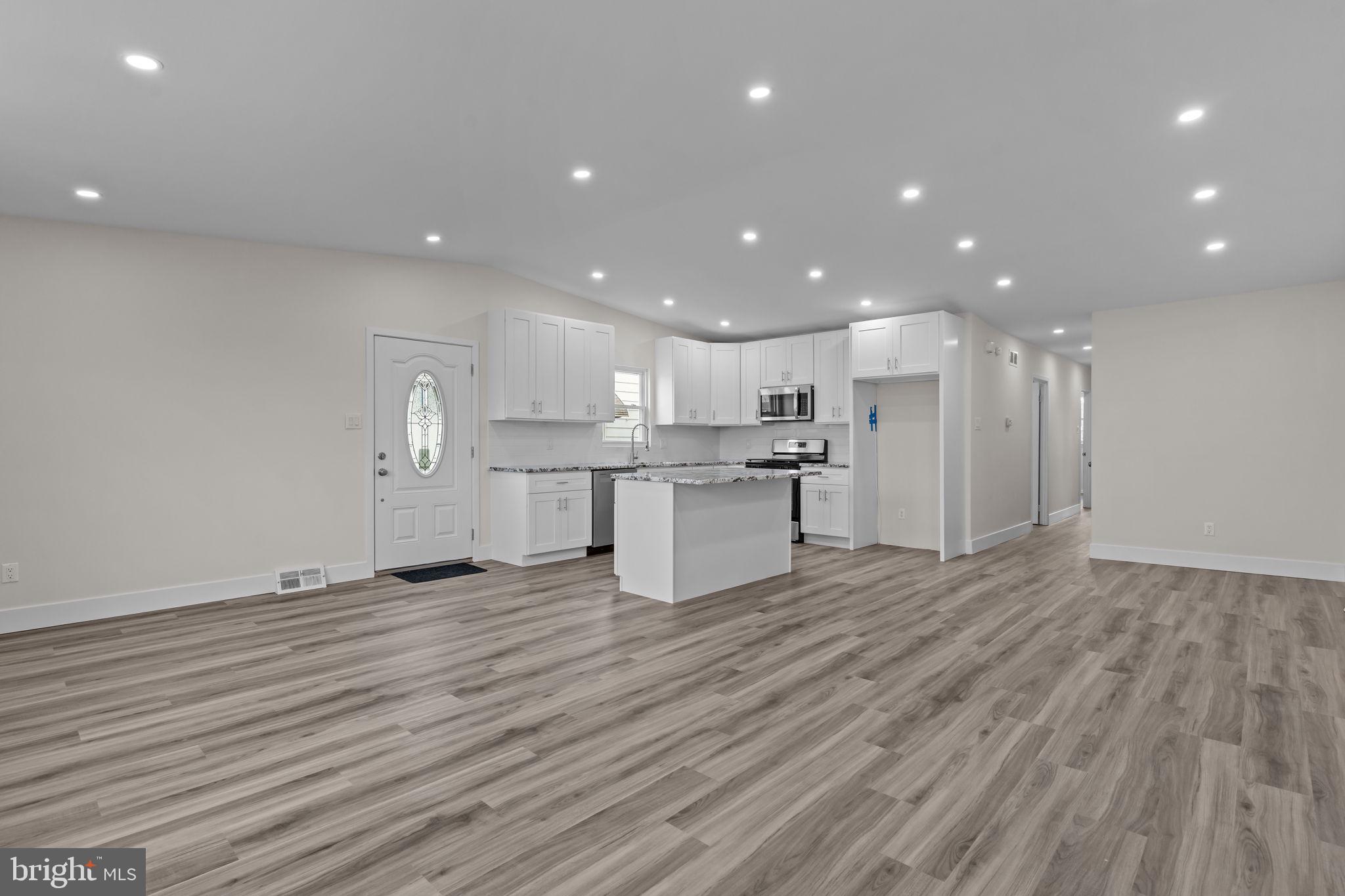 BUSTLETON - Residential