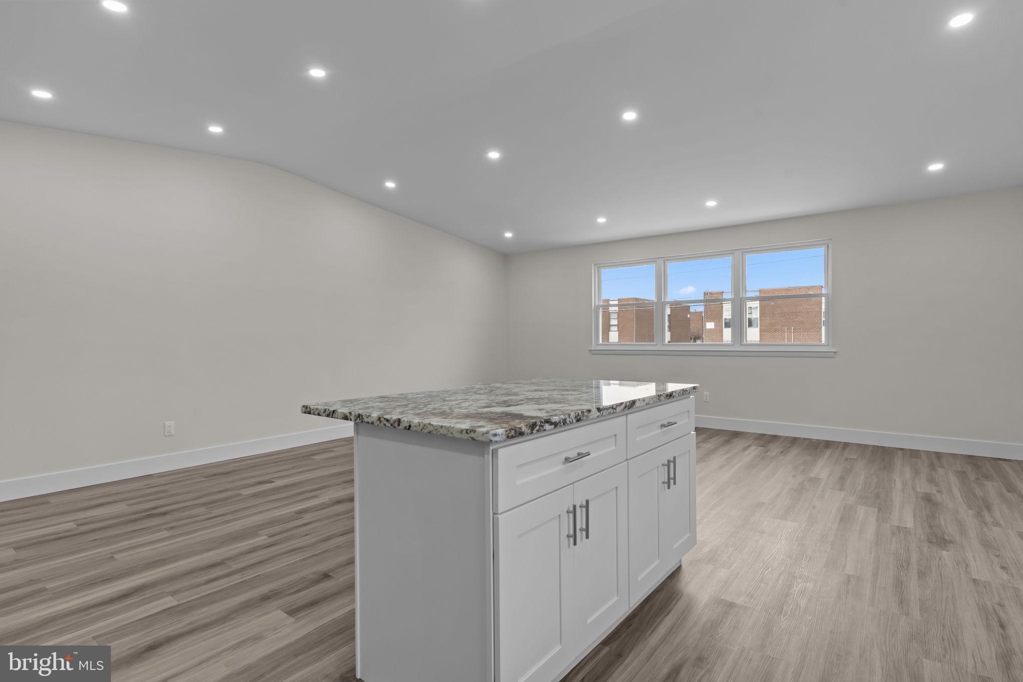 BUSTLETON - Residential