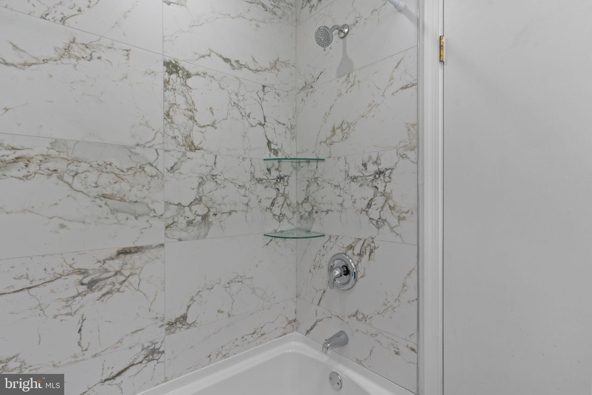 BUSTLETON - Residential