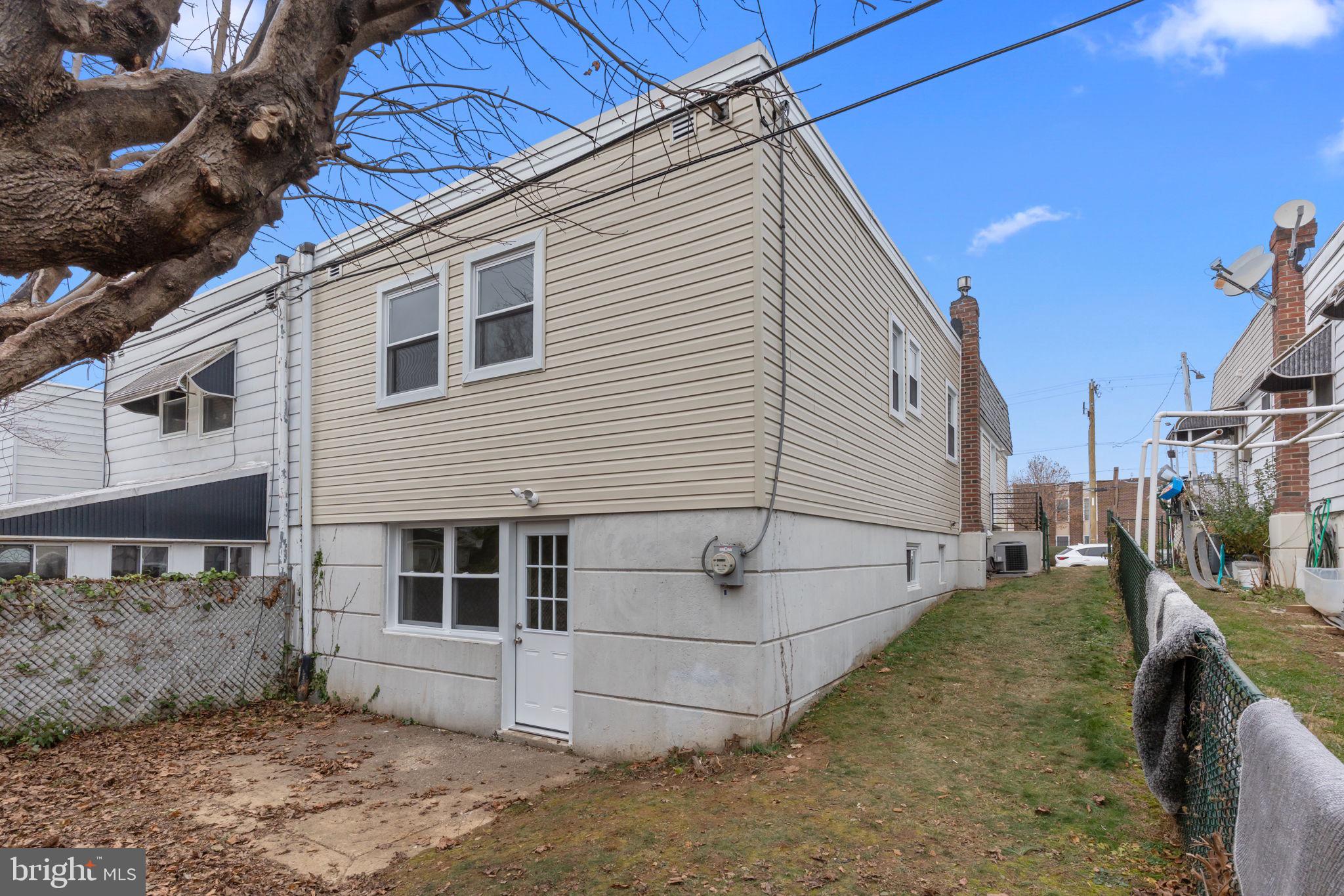 BUSTLETON - Residential