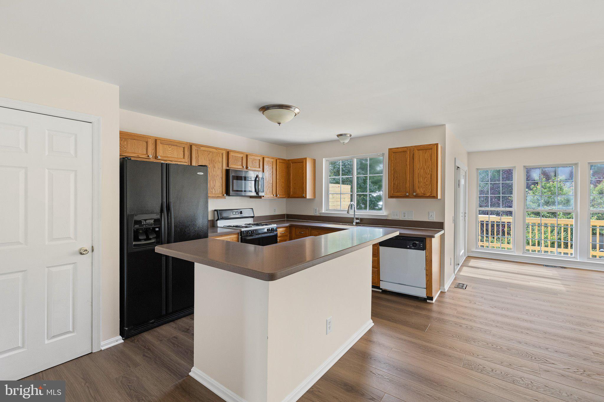 22 CRENSHAW COURT