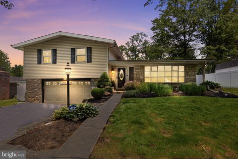414 BRUCE ROAD FEASTERVILLE TREVOSE PA 19053