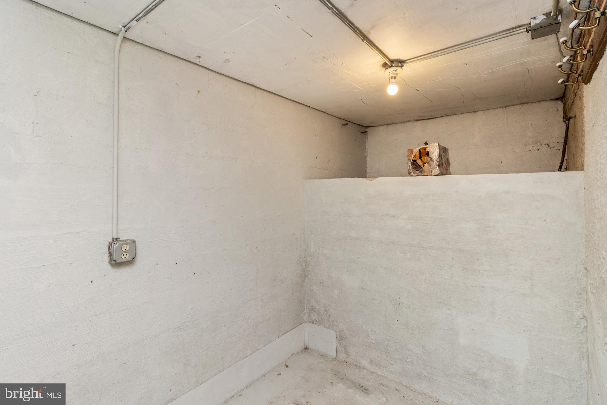 HARFORD HILLS - Residential